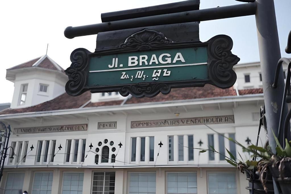 Indies Hotel Bandung Exterior foto