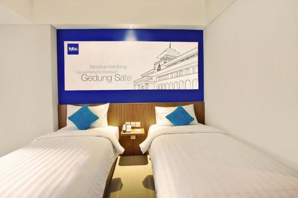 Indies Hotel Bandung Exterior foto