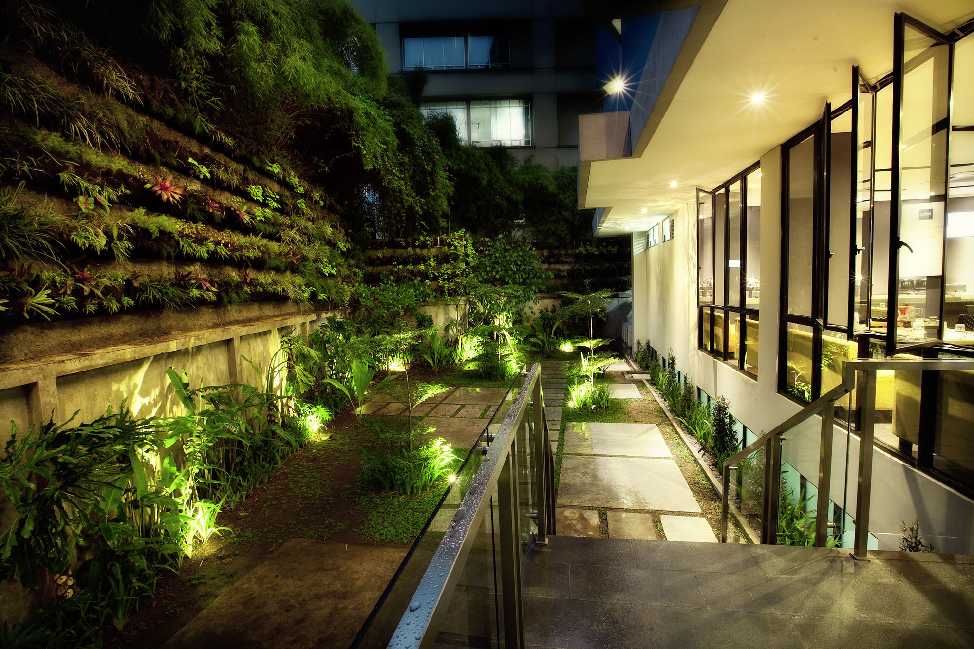 Indies Hotel Bandung Exterior foto